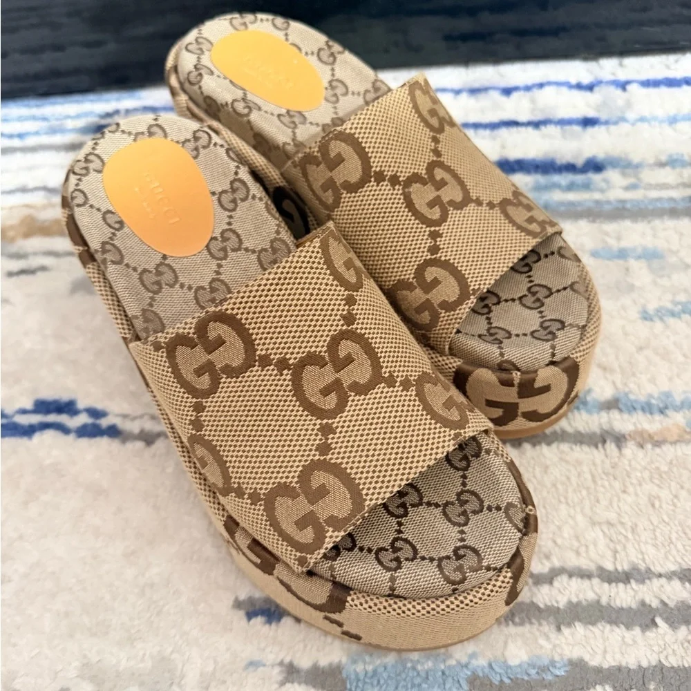 Gucci GG Canvas Platform Slides – Size 38 (US 7.5–8) NWOT - Picture 3 of 8